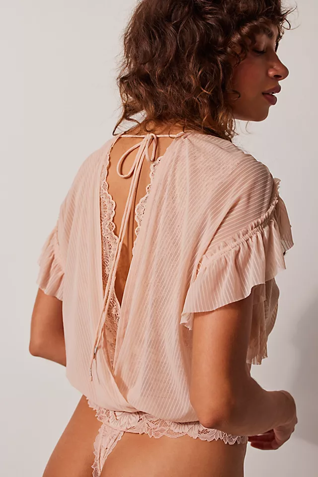 Wildest Dreams Bodysuit Champagne