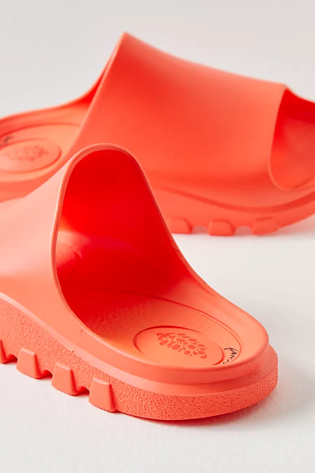 FP Movement Halftime Slides Hot Coral