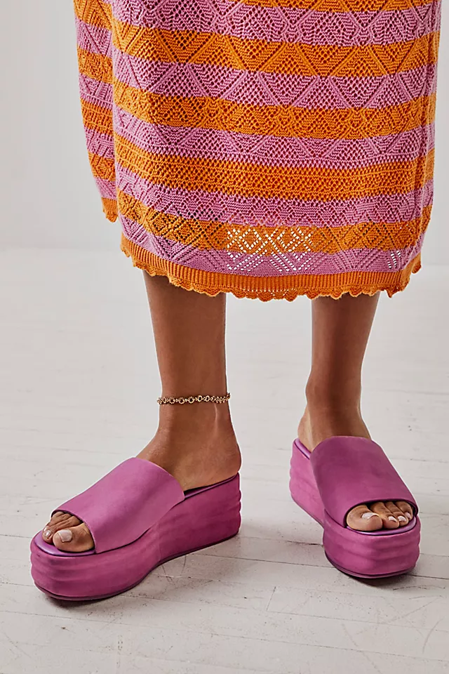 Harbor Flatform Sandals Fuchsia Flirt