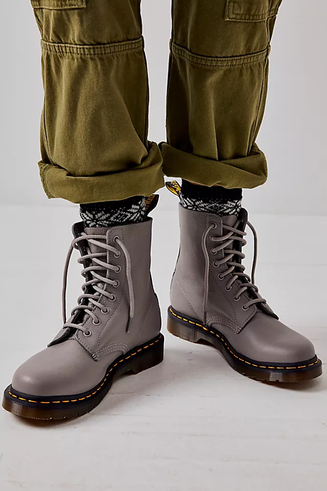 1460 Pascal Virginia Lace-Up Boots Grey