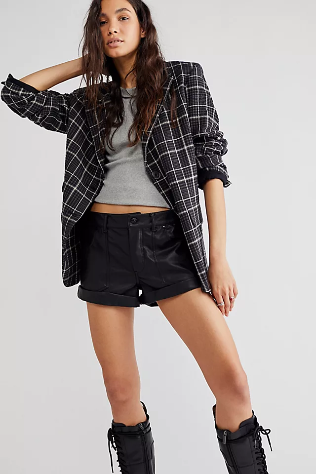 Beginner's Luck Vegan Slouch Shorts Black