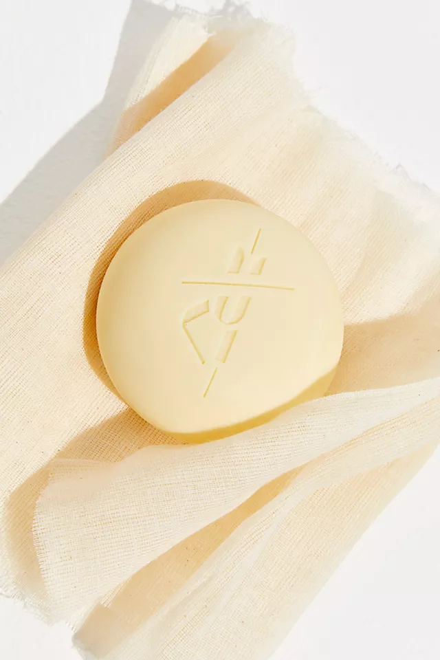 Kate McLeod Naked Body Stone One