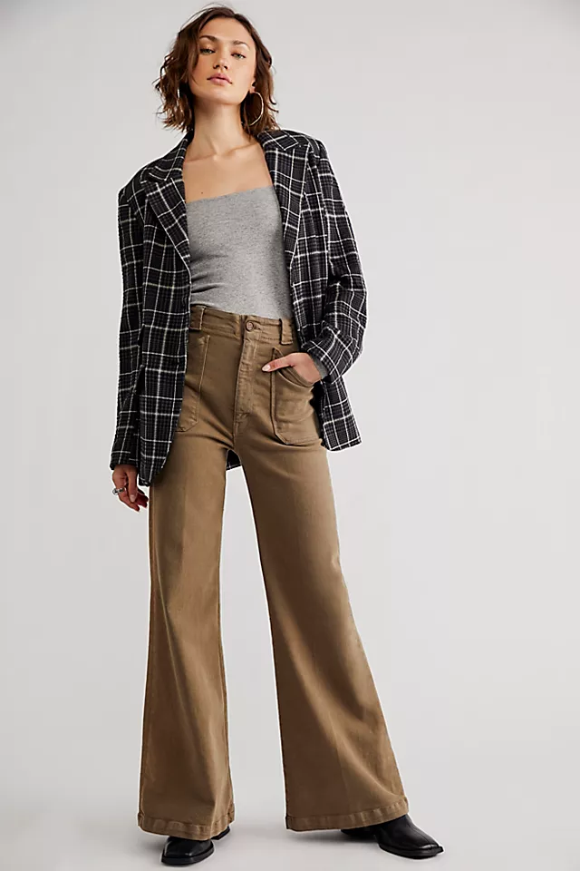 MOTHER The Elbow Grease Roller Sneak Pants Capers