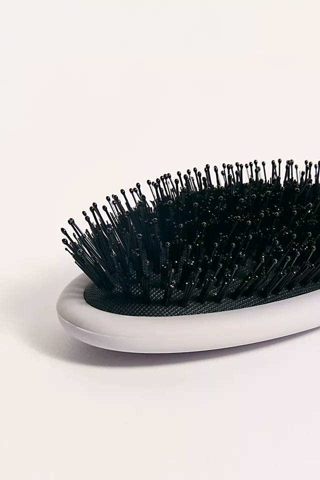 Briogeo Vegan Boar Bristle Brush One