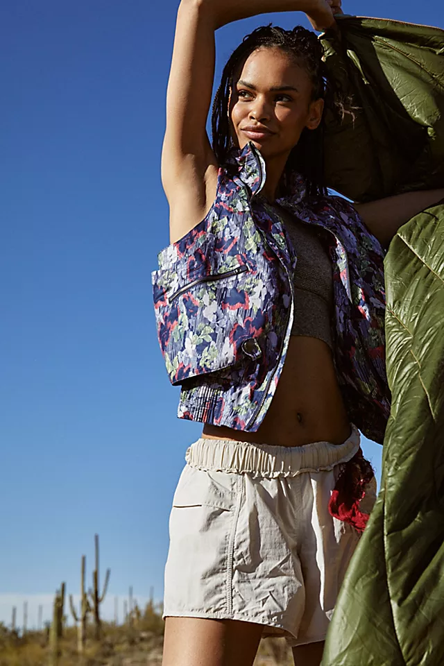 Off The Grid Printed Vest Supernova Combo