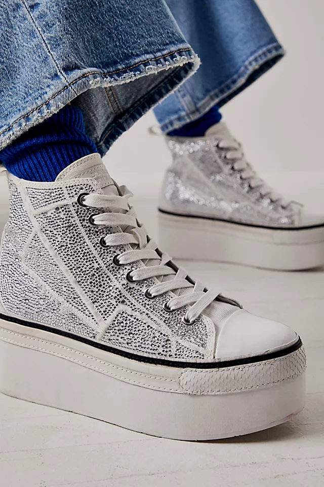 Second Star Sneakers White