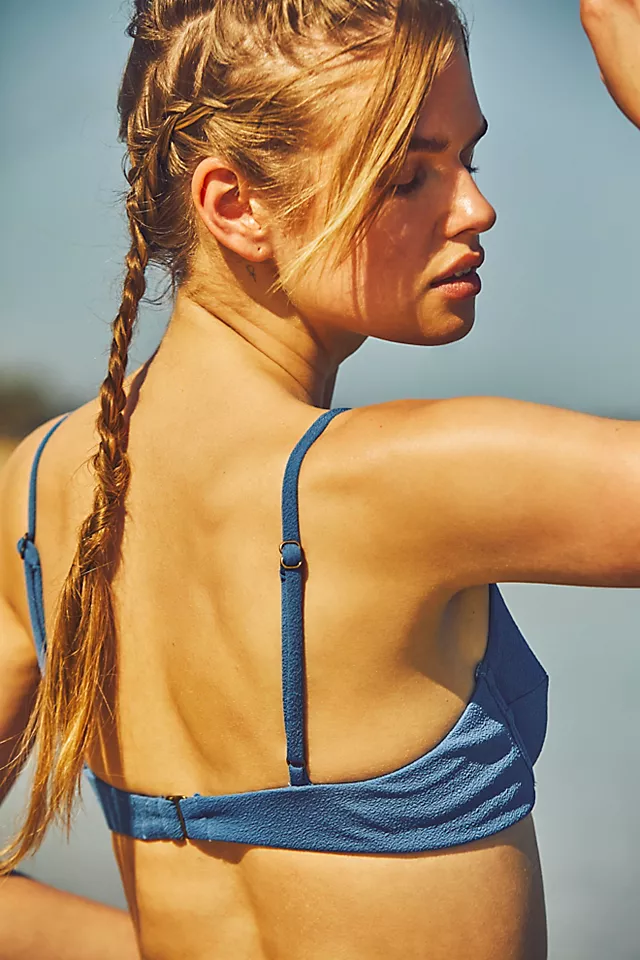 THRILLS Adira Underwire Bikini Top Botanical Blue