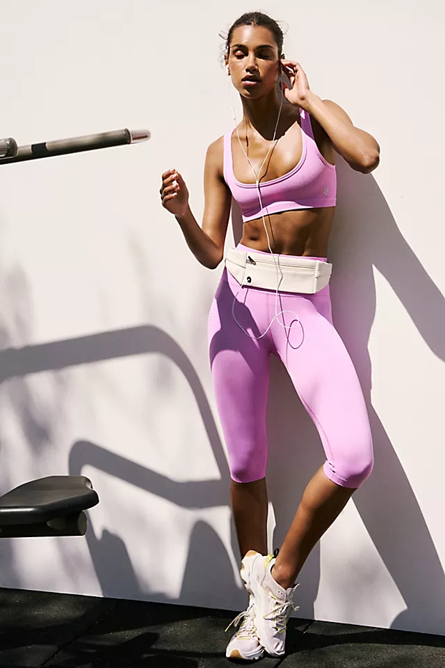 High-Rise Good Karma Crop Leggings Bright Orchid