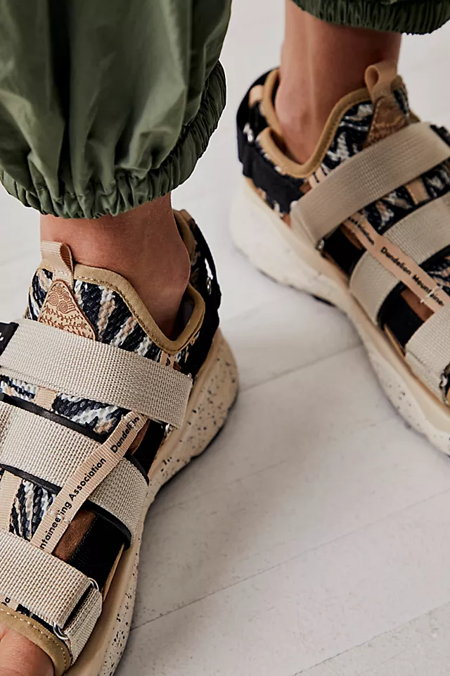 Transcend Sport Sandals Nylon Beige