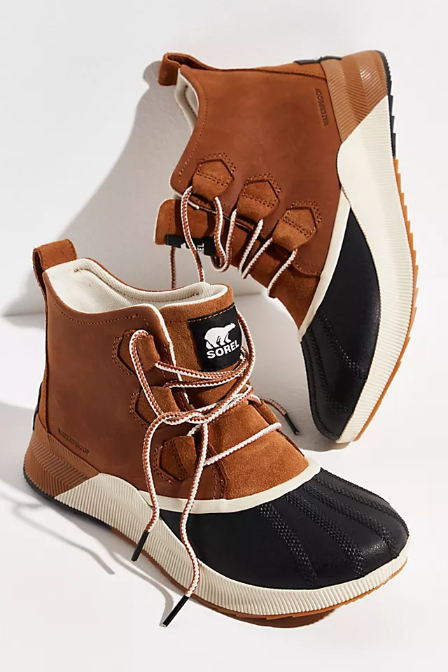 Out N About III Classic Boots Taffy / Black