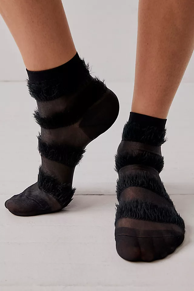 Josephine Sheer Short Crew Socks Black