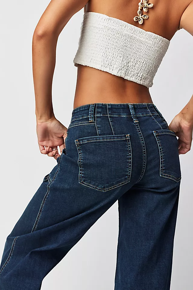 CRVY Bombshell Mid-Rise Cuffed Jeans Show Stopper