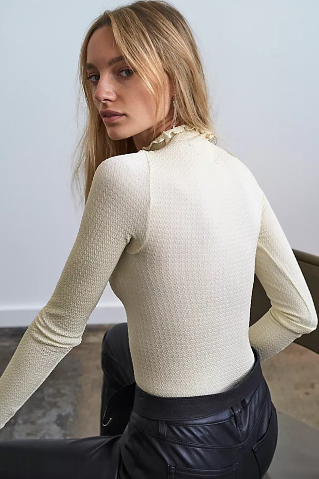 Make It A Mock Neck Seamless Bodysuit Ivory
