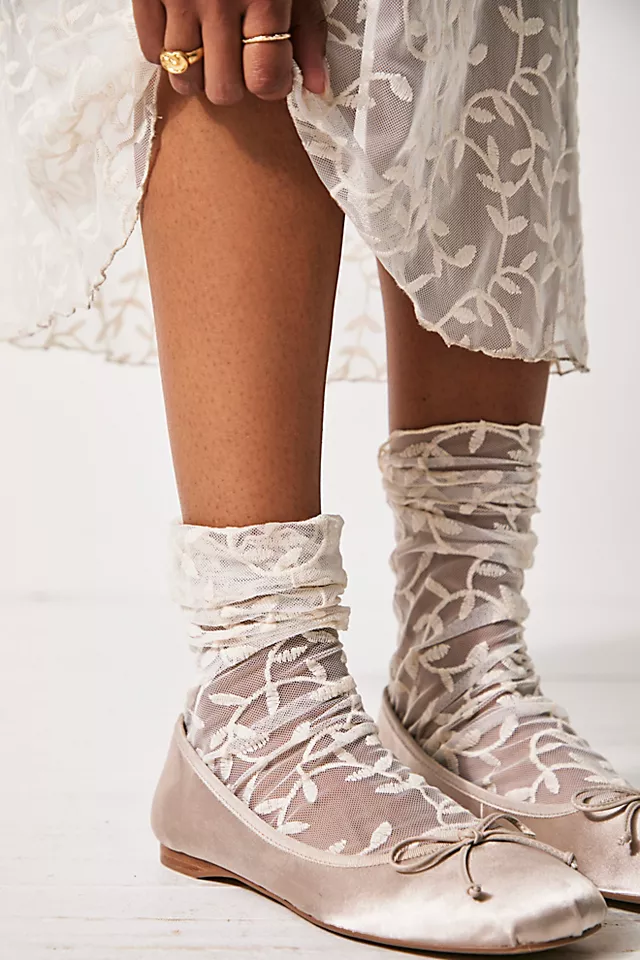 Only Hearts Ivy Socks Ivory