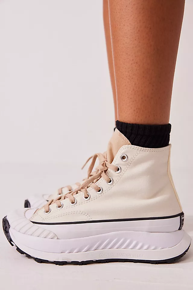 Chuck 70 AT-CX Sneakers Egret / Oat Milk / Mom's Potato