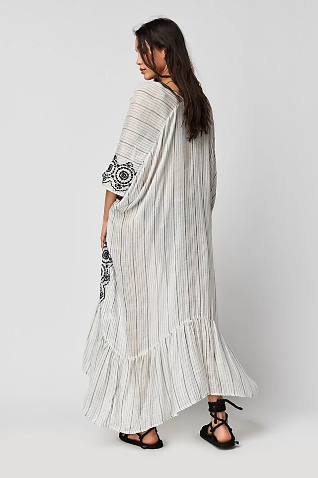 Lovers Lane Ruffle Kimono Ivory Combo