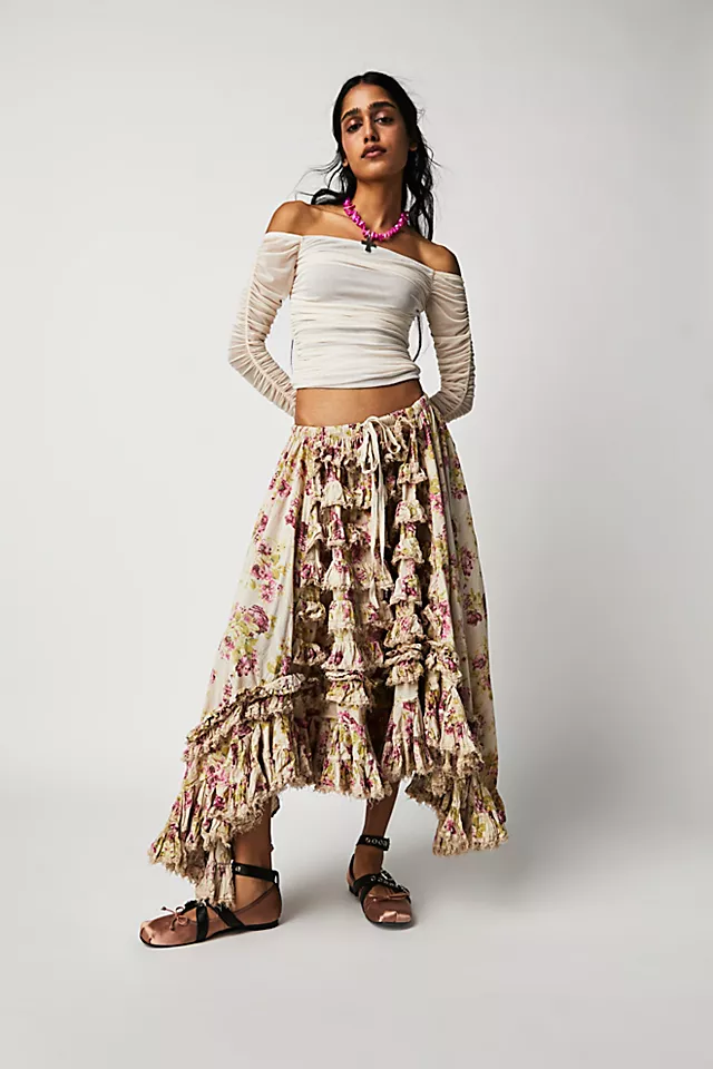 Magnolia Pearl Petunia Skirt Wildflower