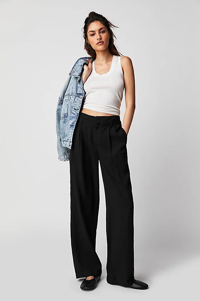 Falling Out Trousers Black