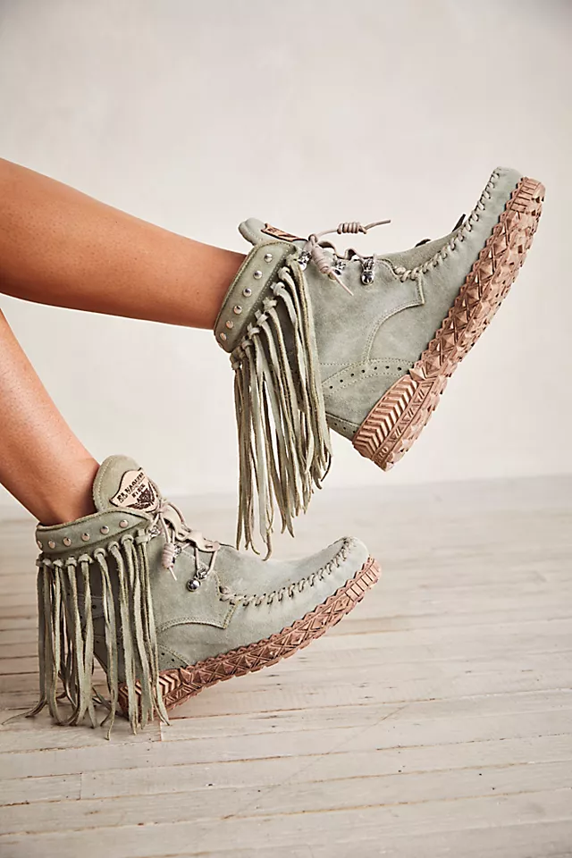 Roseland Moccasin Boot Olive