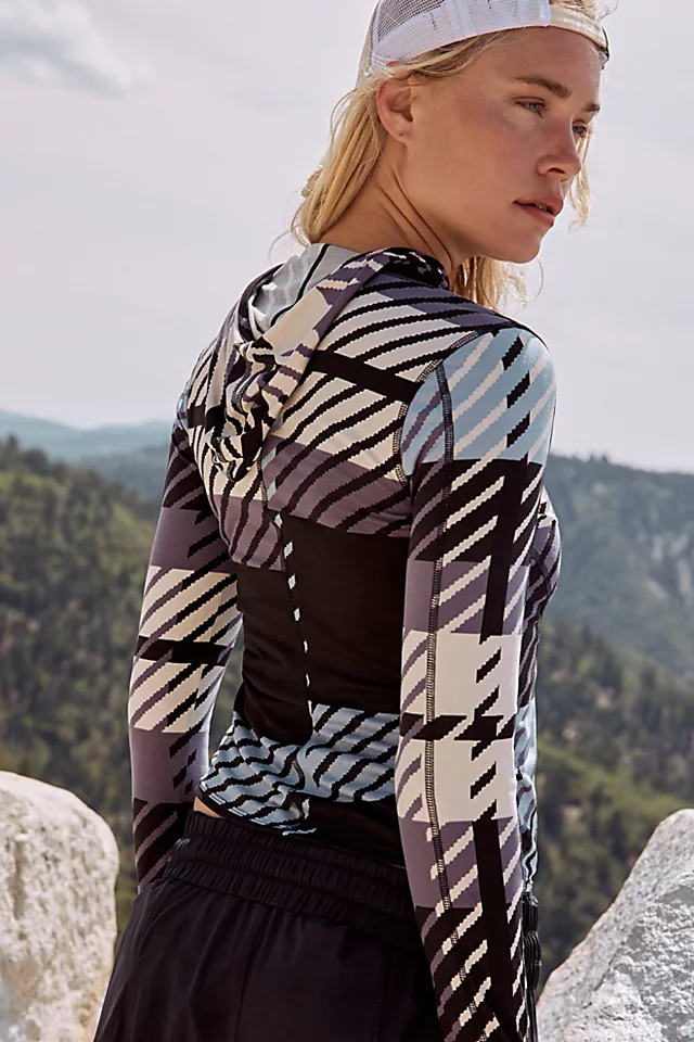 Misty Morning Printed Layer Black Combo