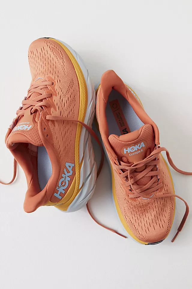 HOKA Clifton 8 Sneakers Sun Baked / Shell Coral