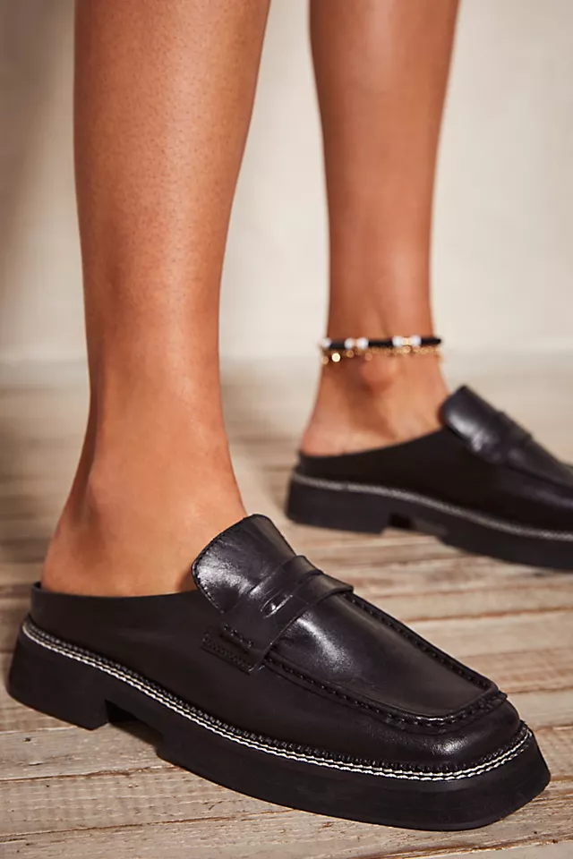 Lilith Loafer Mules Black