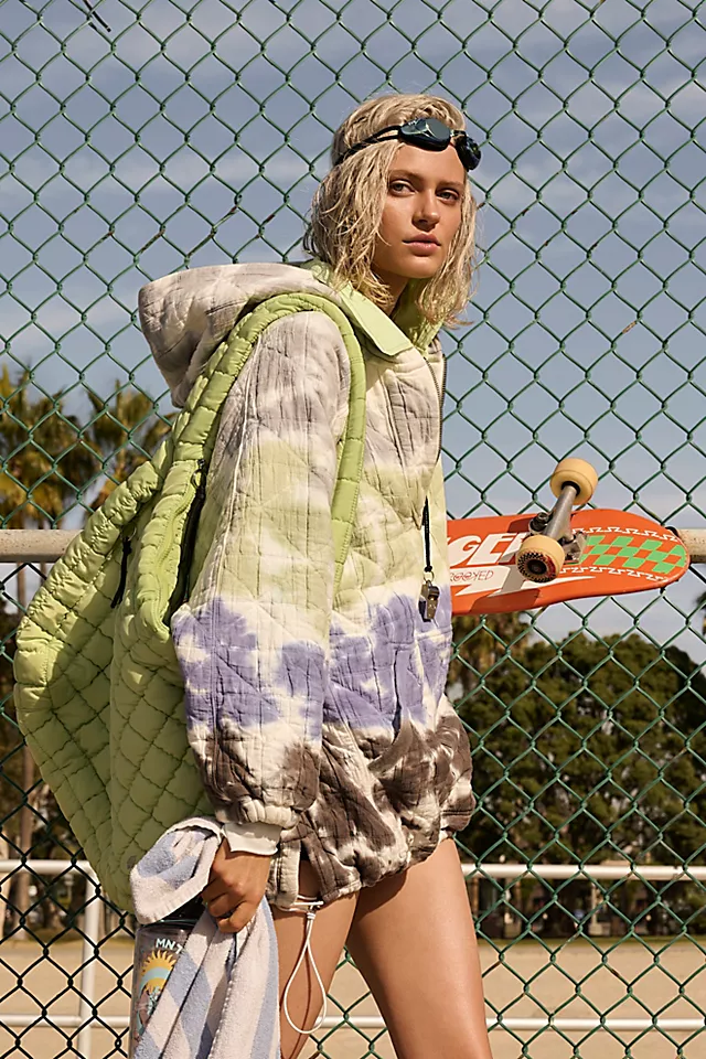 Trapped In Paradise Pullover Nightshade Combo