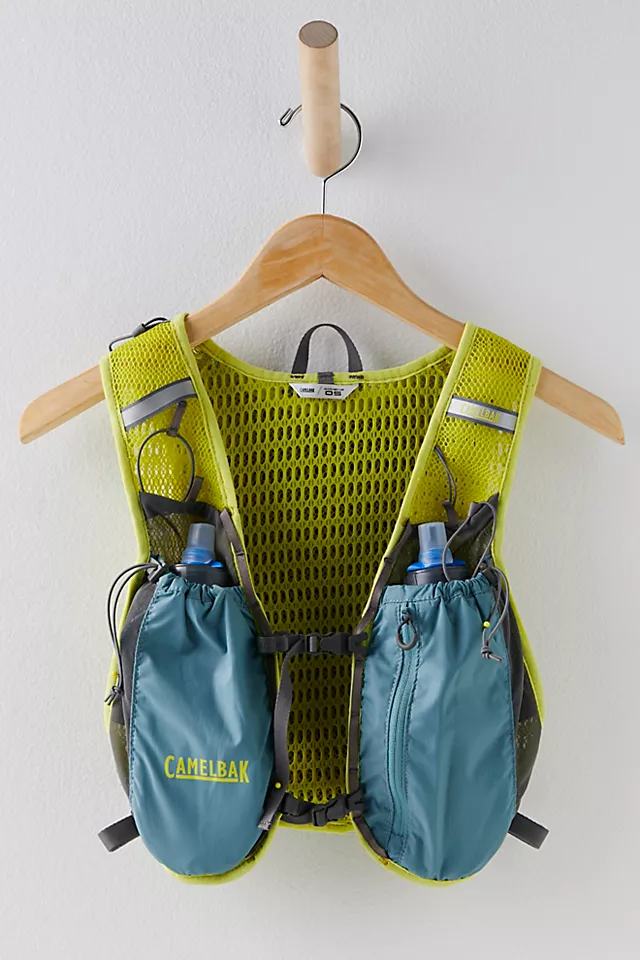 CamelBak Trail Run 34oz Hydration Vest Smoke Blue / Limeade