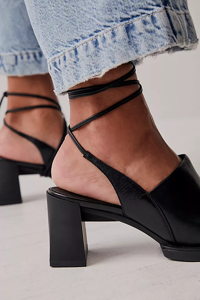 Vagabond Edwina Wrap Heels