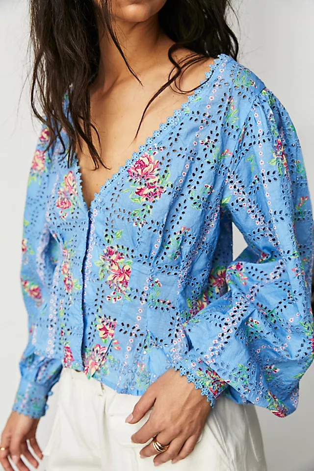 Blossom Eyelet Top Blue Blaze Combo