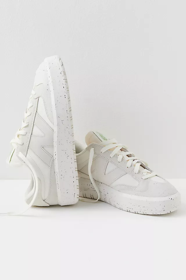 302 Court Sneakers Sea Salt / Avocado