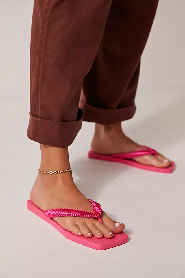 Sailor Knot Flip Flops Pink