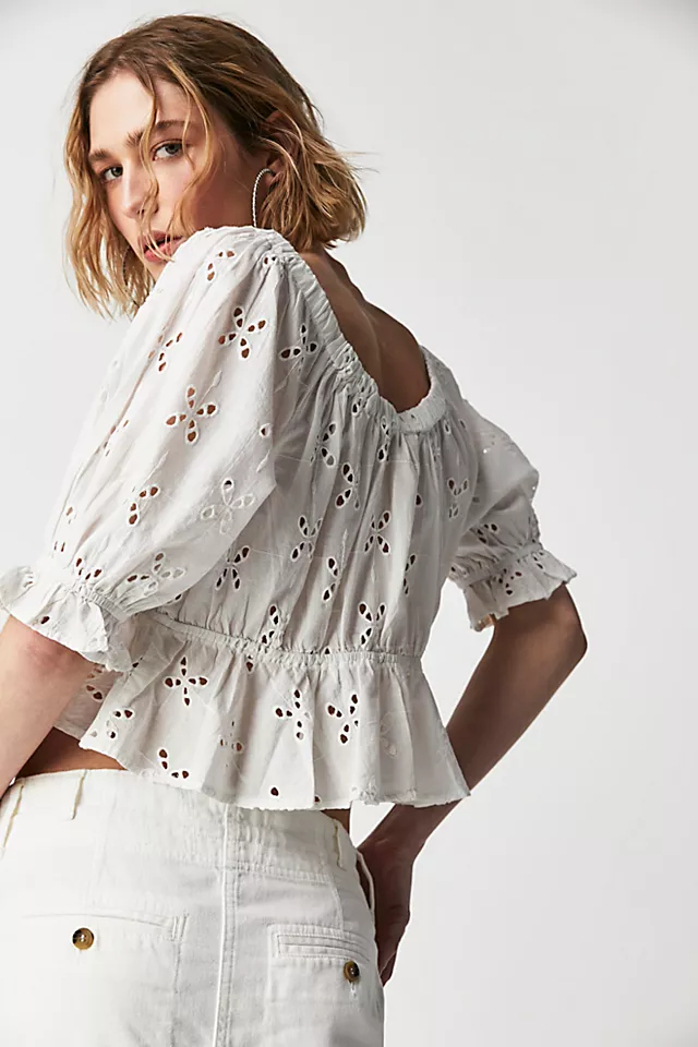 Gardenia Top Optic White