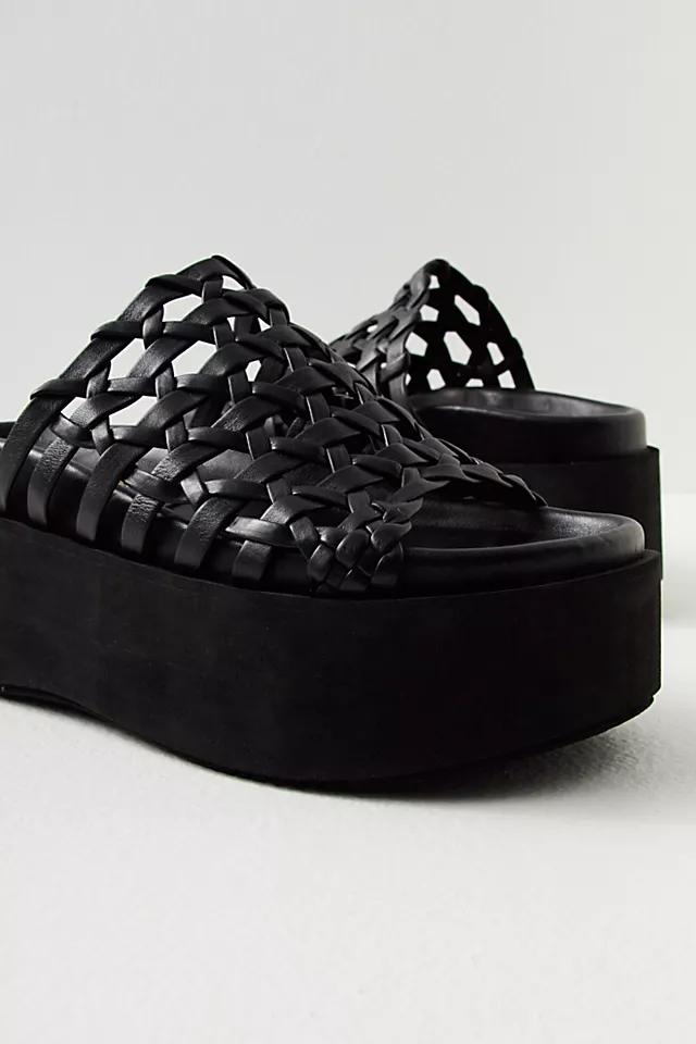 Serene Flatform Sandals Black