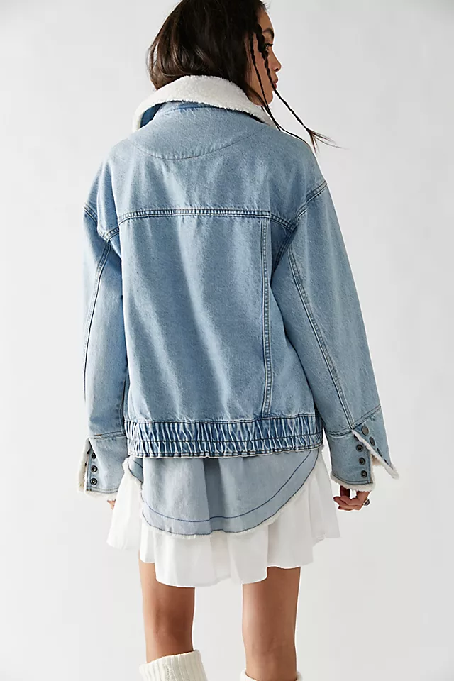 Ariel Cozy Denim Bomber Jacket Casper Wash