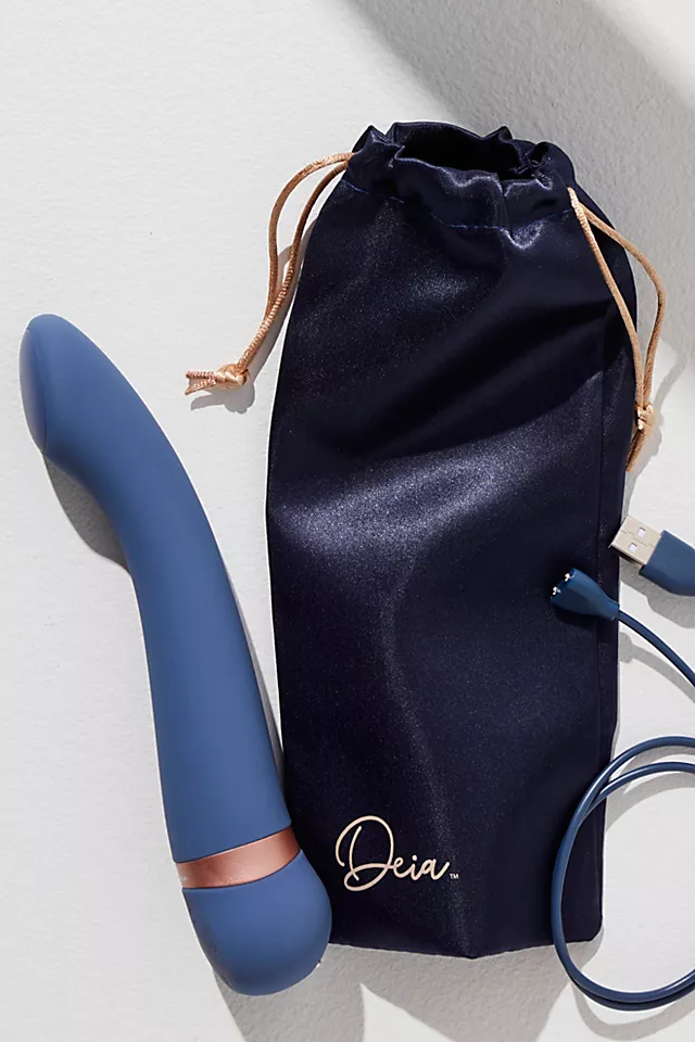 Deia The Hot & Cold One