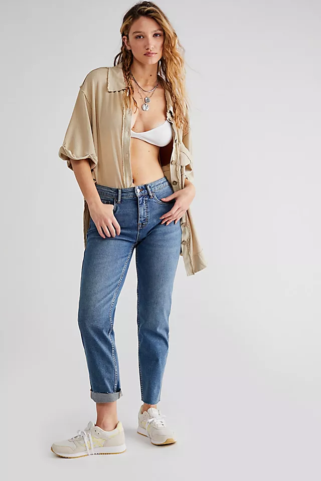 CRVY High-Rise Vintage Straight Jeans Dark Indigo