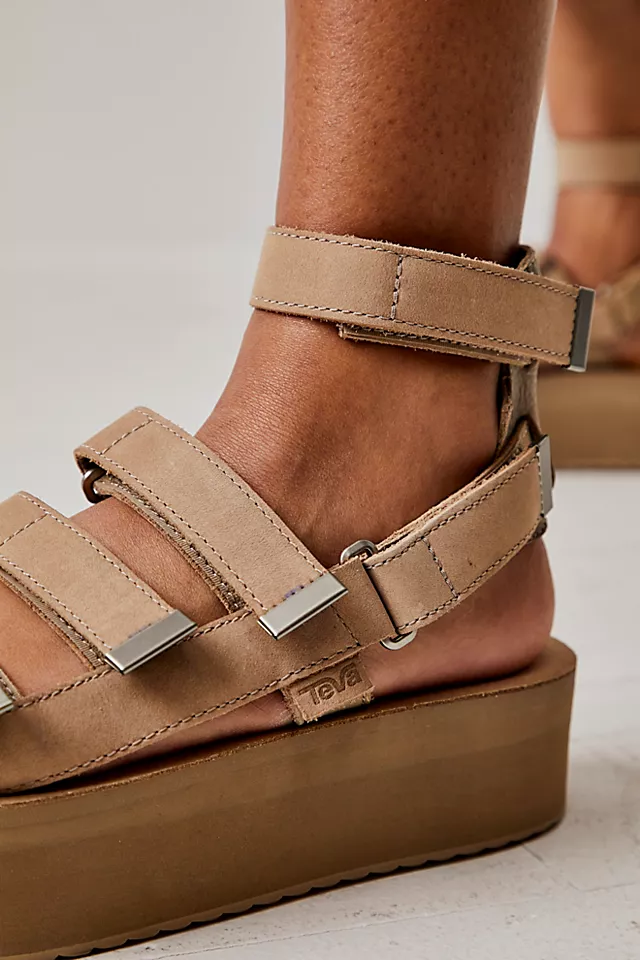 Flatform Mevia Leather Sandals Incense