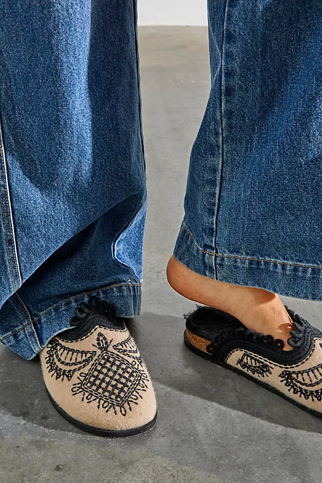 Walden Footbed Mules Oatmeal