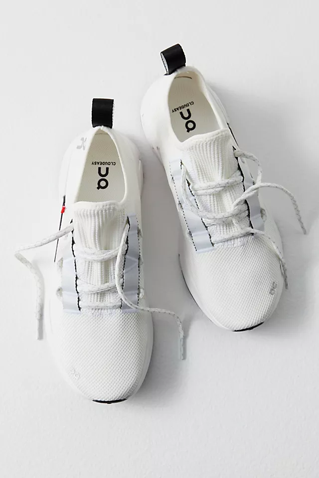 On Cloudeasy Sneakers Undyed White / Black