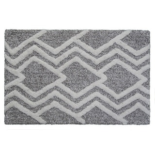 Vibhsa Bath Rug Geometric Pattern in Grey & Ivory 20" x 32"