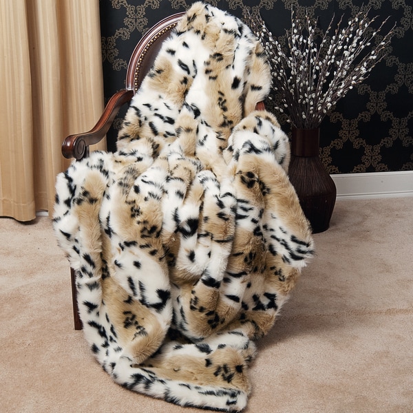 Oversize Safari Faux Fur Patterned Soft Throw Collection