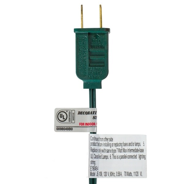 Set of 10 Flickering Amber Flame C7 Halloween Lights - 9' Green Wire