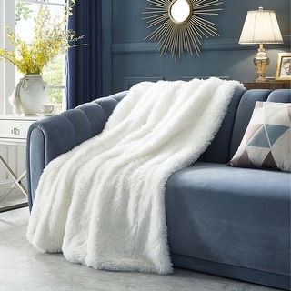 Pauhai 50"x60" Faux Lamb Fur Throw
