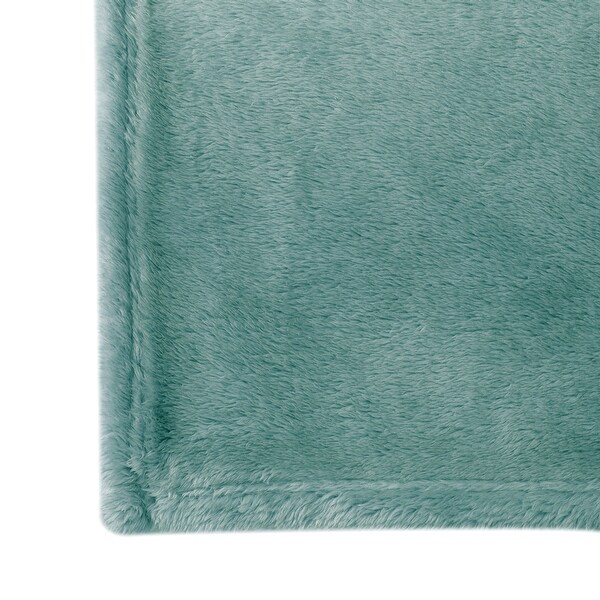 Avery Pure Antimicrobial Plush Throw