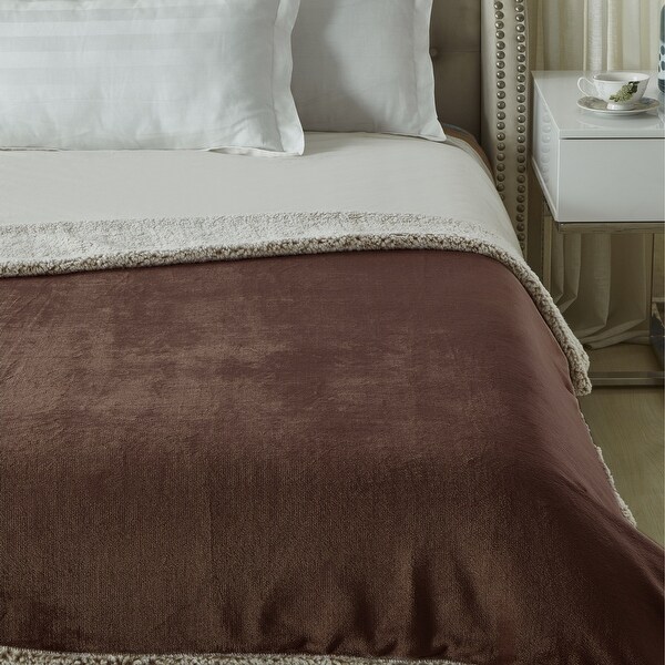 Keao 50"x60" Flannel Reversible Sherpa Throw