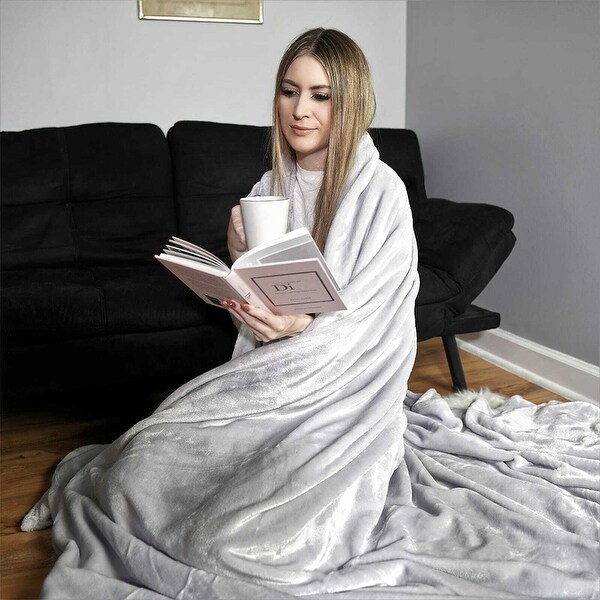 Luxury Flannel Super Soft Lightweight Reversible Throw Light Silver
