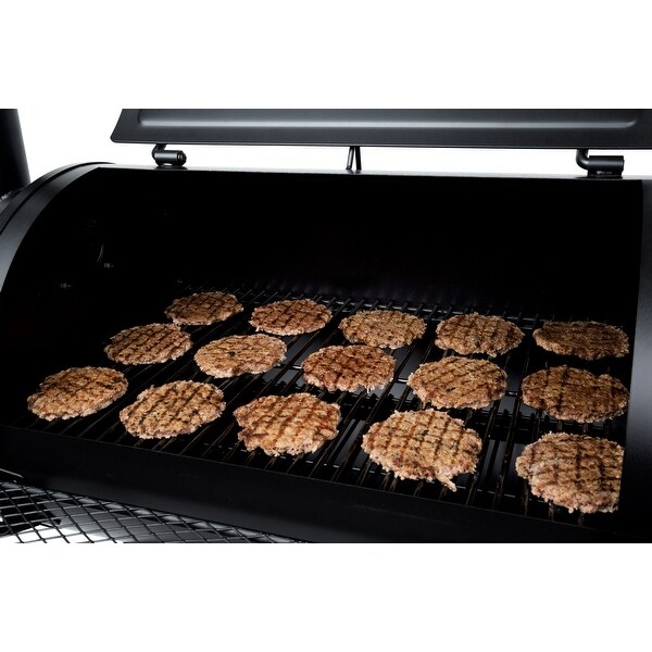 Dyna-Glo DGSS443CB-D Heavy-Duty Compact Barrel Charcoal Grill
