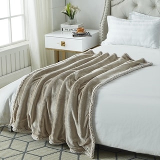 Keao 50"x60" Flannel Reversible Sherpa Throw