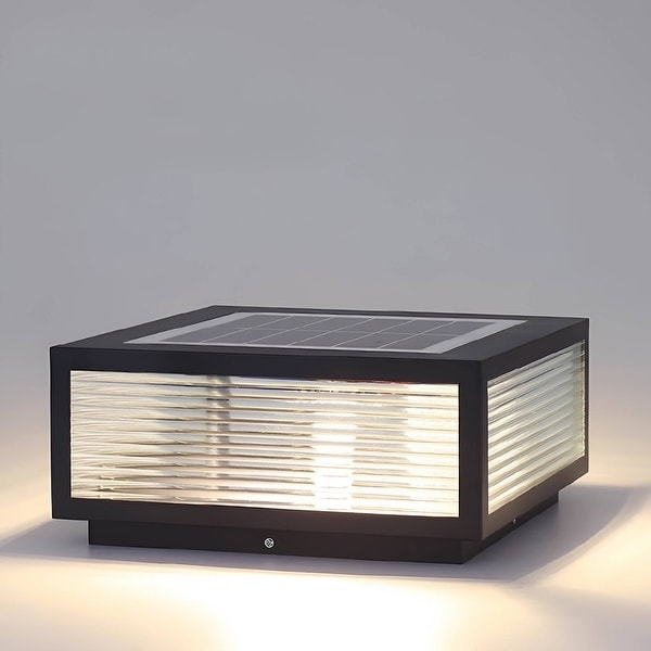 Outdoor Solar Powered Post Cap Light